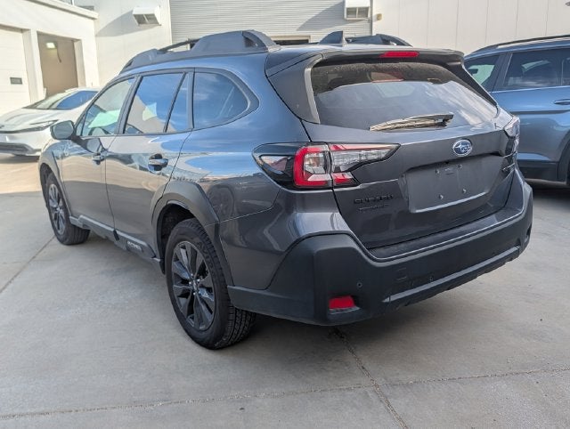2025 Subaru Outback Onyx Edition w/Sunroof