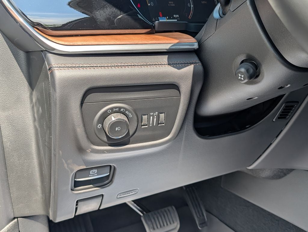 2026 Jeep Grand Cherokee Summit