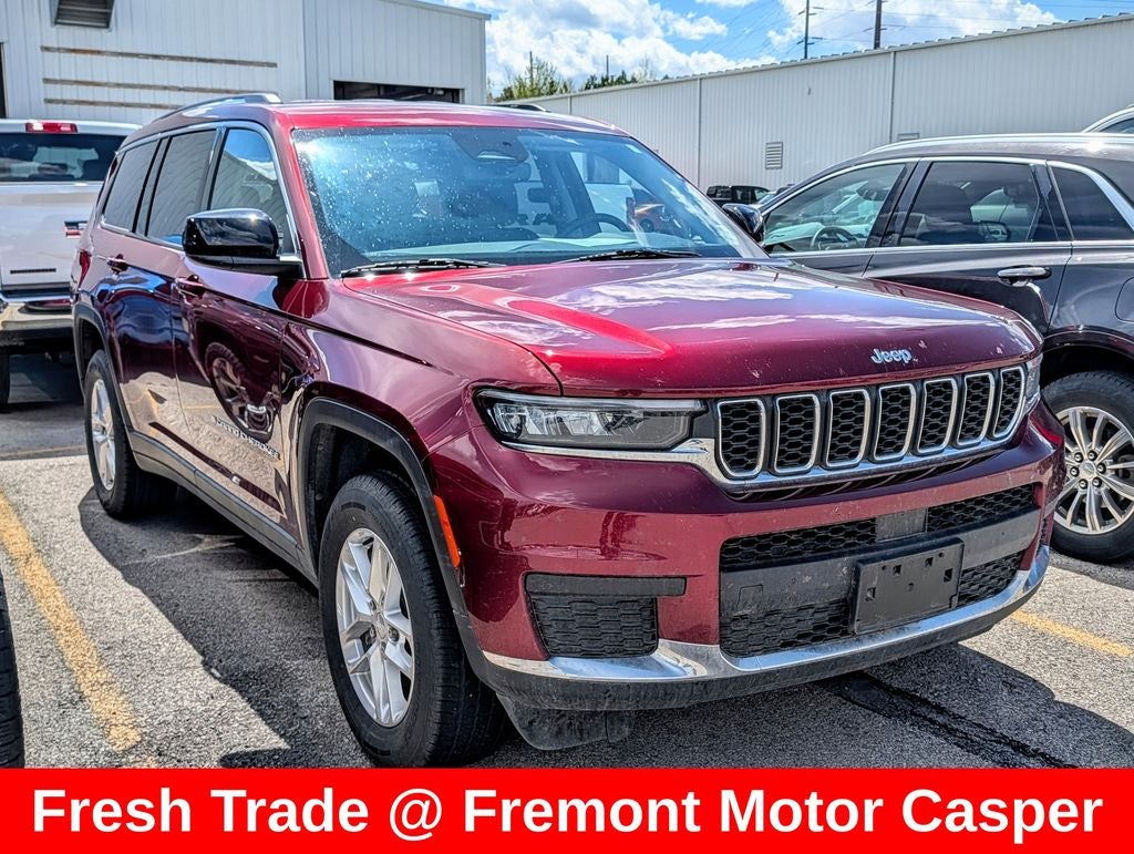 2023 Jeep Grand Cherokee L Laredo 4x4's photo