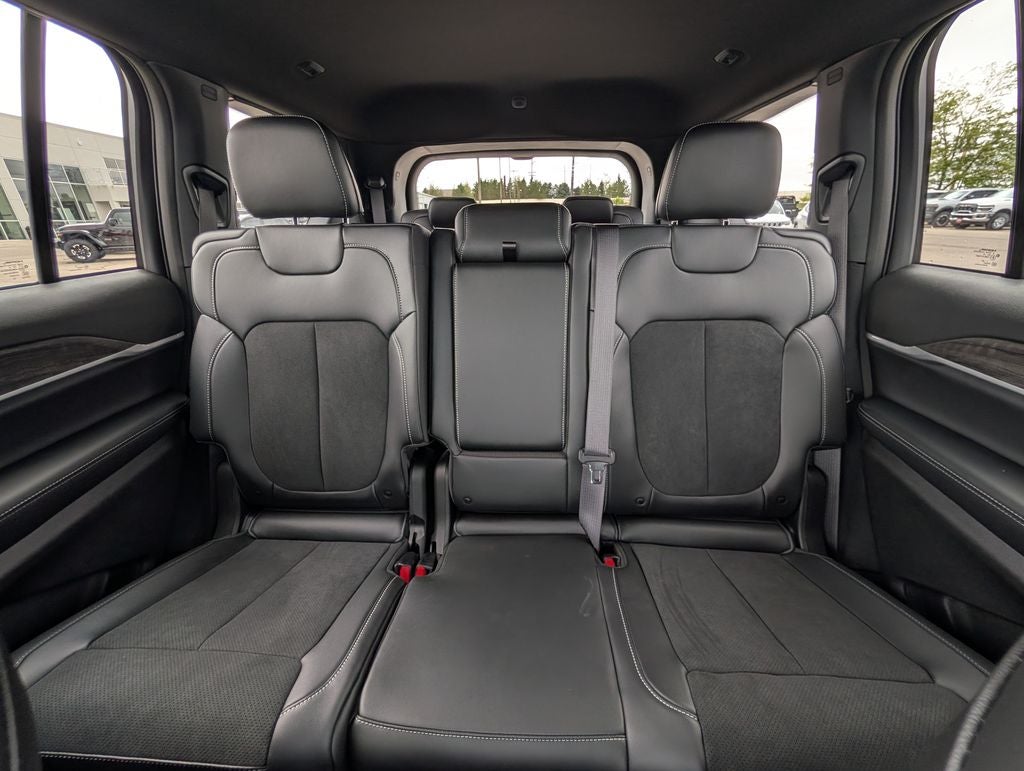 2026 Jeep Grand Cherokee L Altitude
