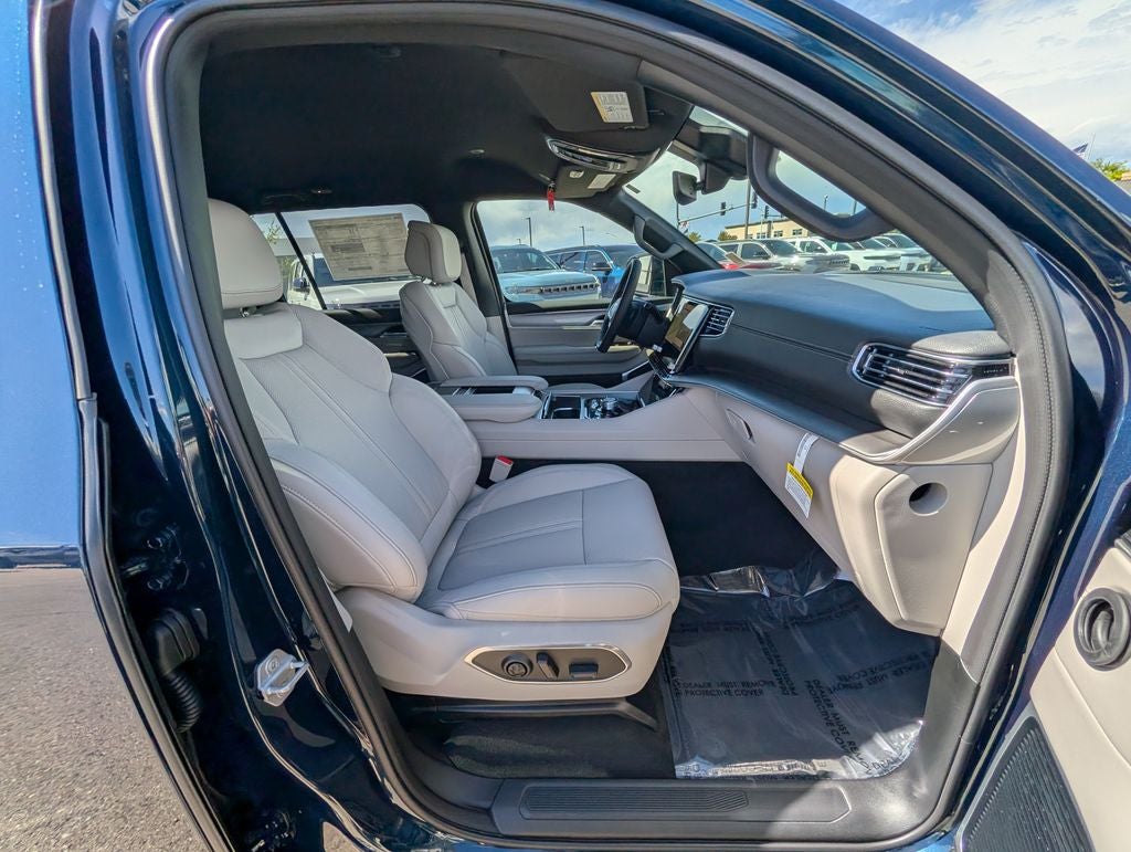 2026 Jeep Grand Wagoneer 4x4