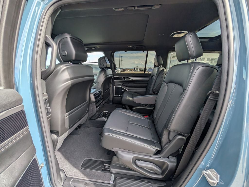 2026 Jeep Grand Wagoneer Limited Reserve