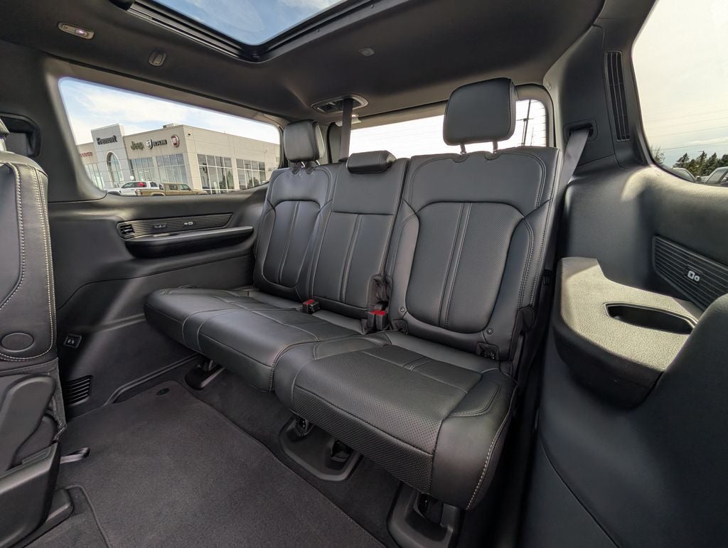 2026 Jeep Grand Wagoneer Limited Reserve