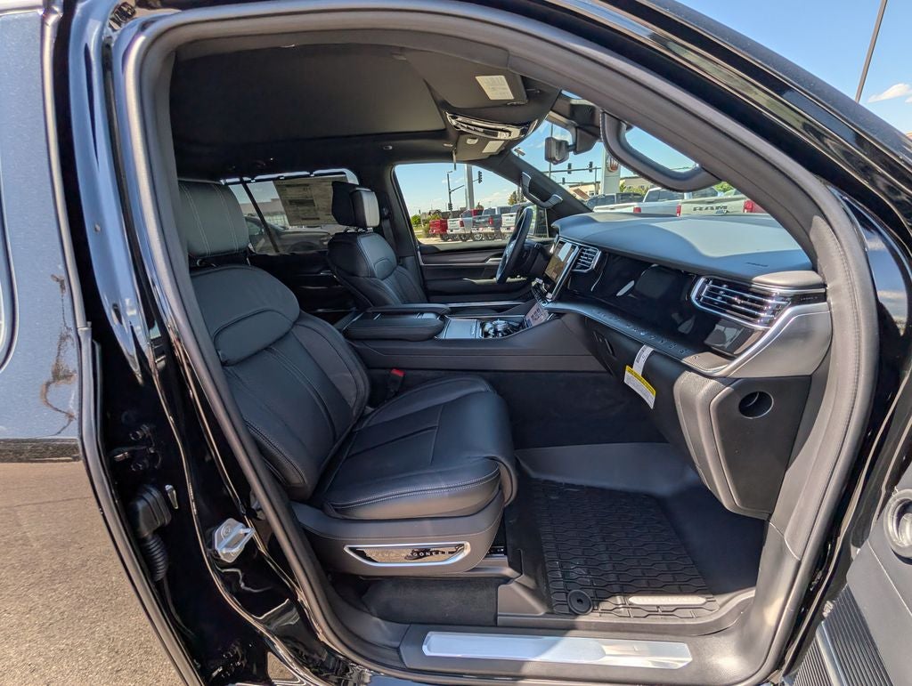 2026 Jeep Grand Wagoneer Summit Obsidian
