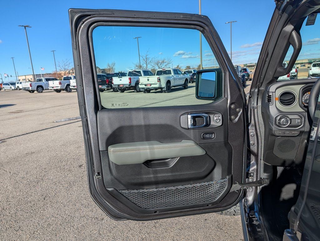 2026 Jeep Gladiator Mojave X