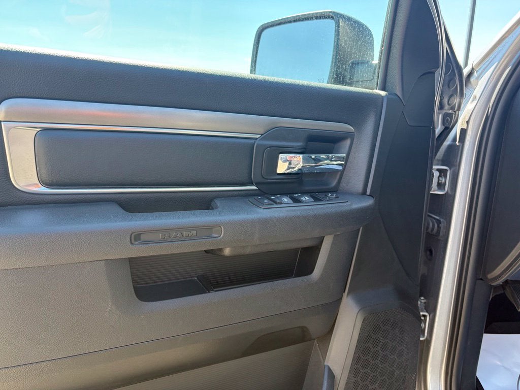 2024 RAM 1500 Warlock 4x4