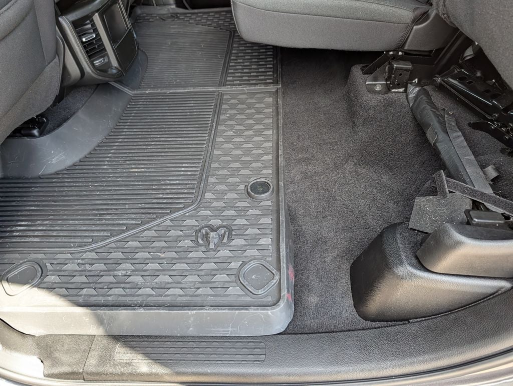 2025 RAM Ram 1500 Pickup Warlock - Photo 41