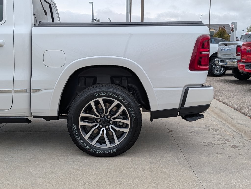 2027 RAM 1500 RAM 1500 LIMITED CREW CAB 4X4 5'7' BOX