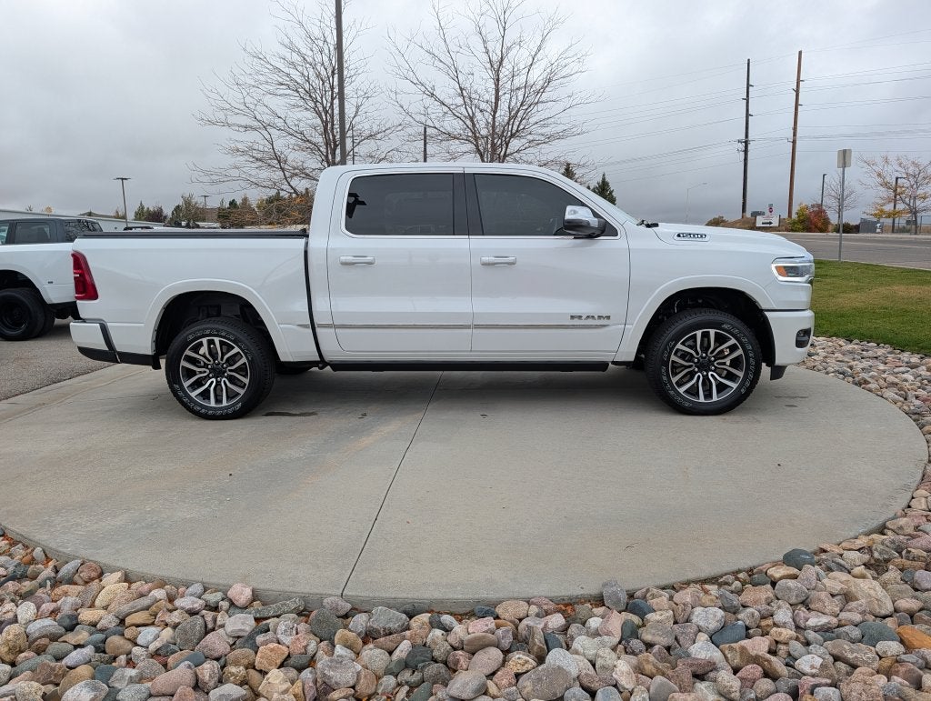 2027 RAM 1500 RAM 1500 LIMITED CREW CAB 4X4 5'7' BOX