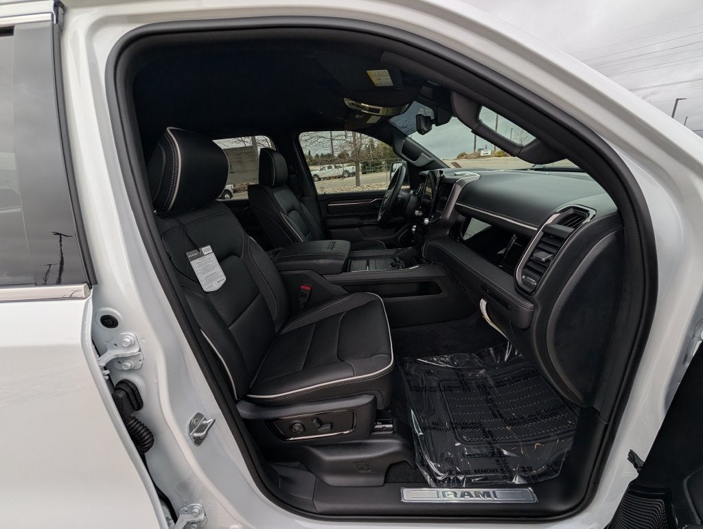 2027 RAM 1500 RAM 1500 LIMITED CREW CAB 4X4 5'7' BOX