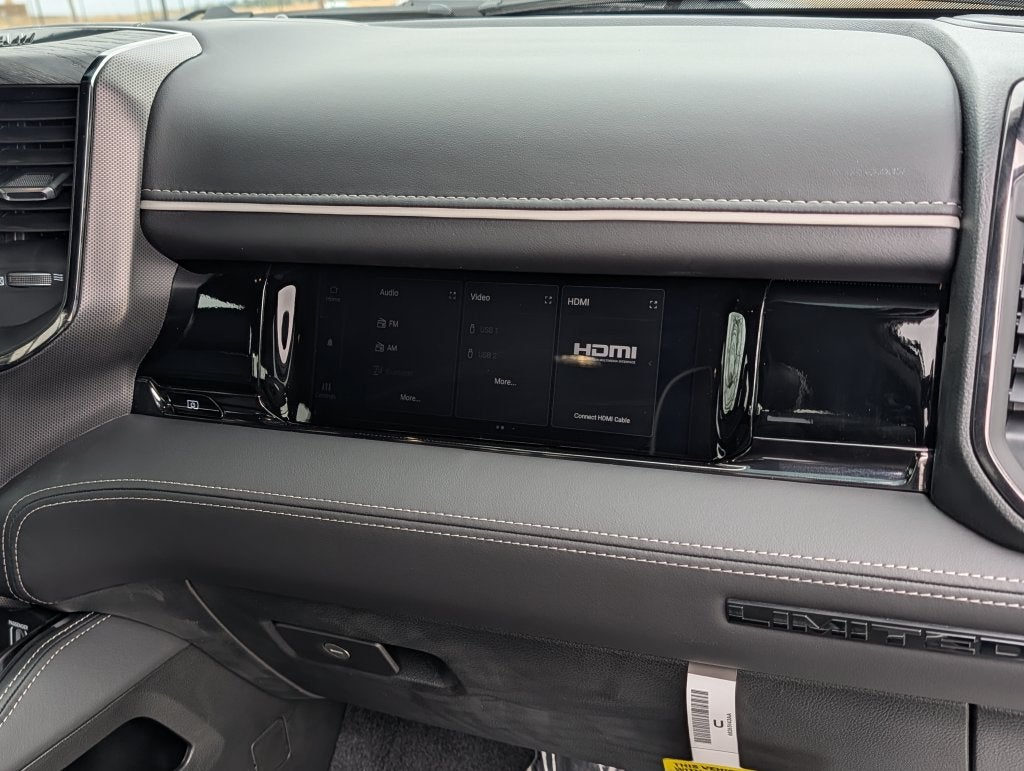 2027 RAM 1500 RAM 1500 LIMITED CREW CAB 4X4 5'7' BOX