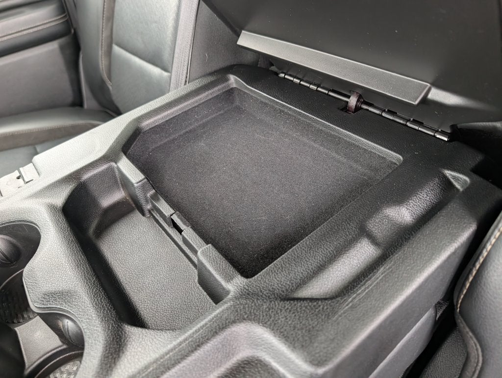 2019 RAM 1500 Laie Crew Cab 4x4 5'7' Box