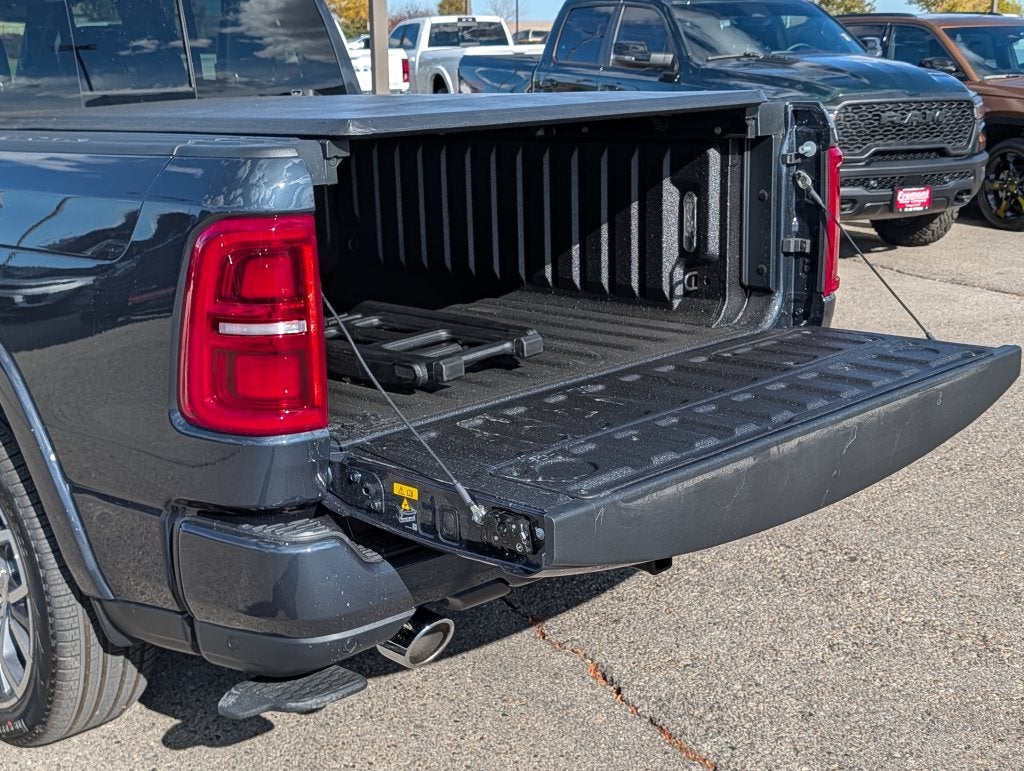 2027 RAM 1500 1500 TUNGSTEN CREW CAB 4X4 5'7' BOX