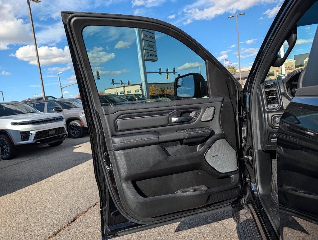 2027 RAM 1500 RAM 1500 REBEL CREW CAB 4X4 5'7' BOX