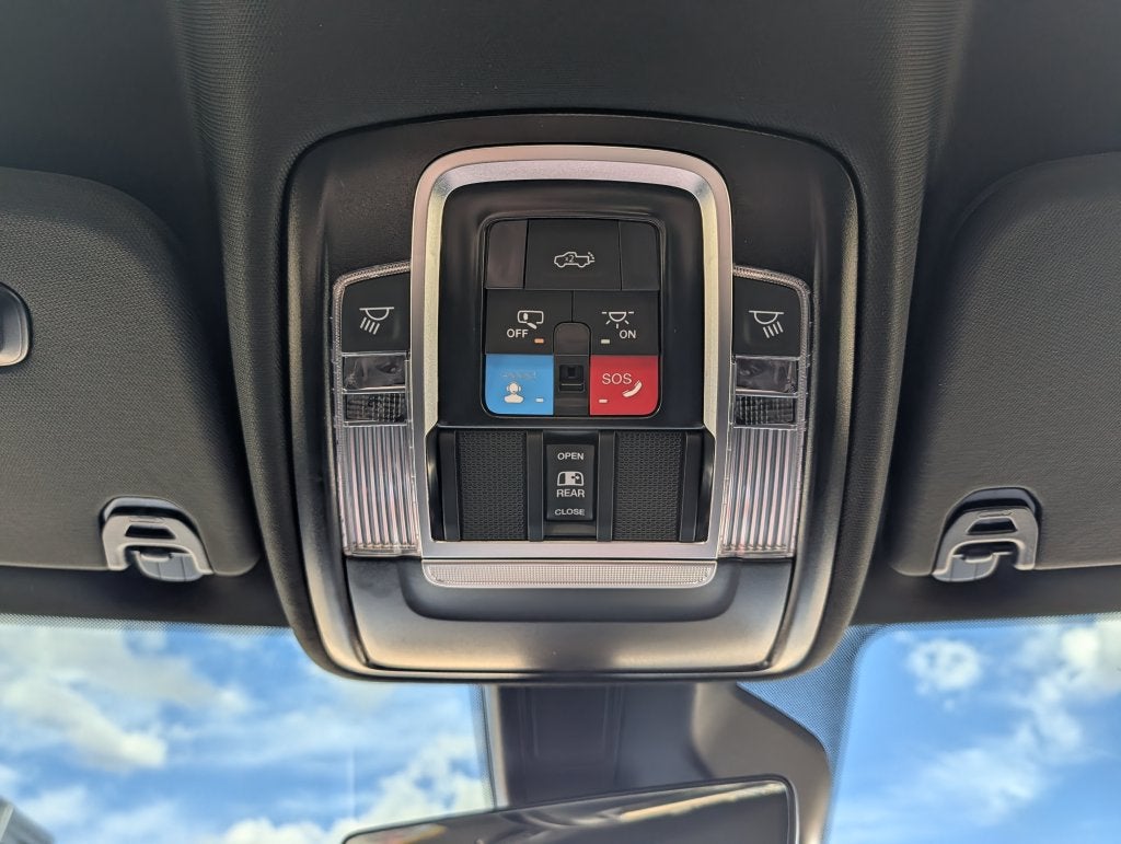 2027 RAM 1500 RAM 1500 REBEL CREW CAB 4X4 5'7' BOX