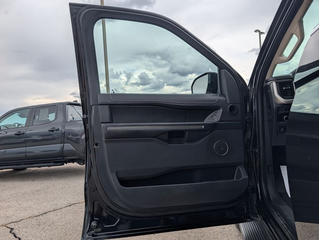 2024 Ford Expedition XLT - Photo 19