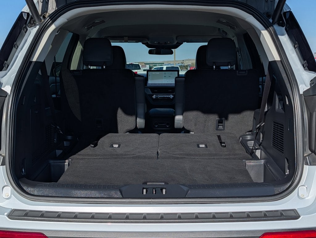 2025 Ford Explorer Active - Photo 13