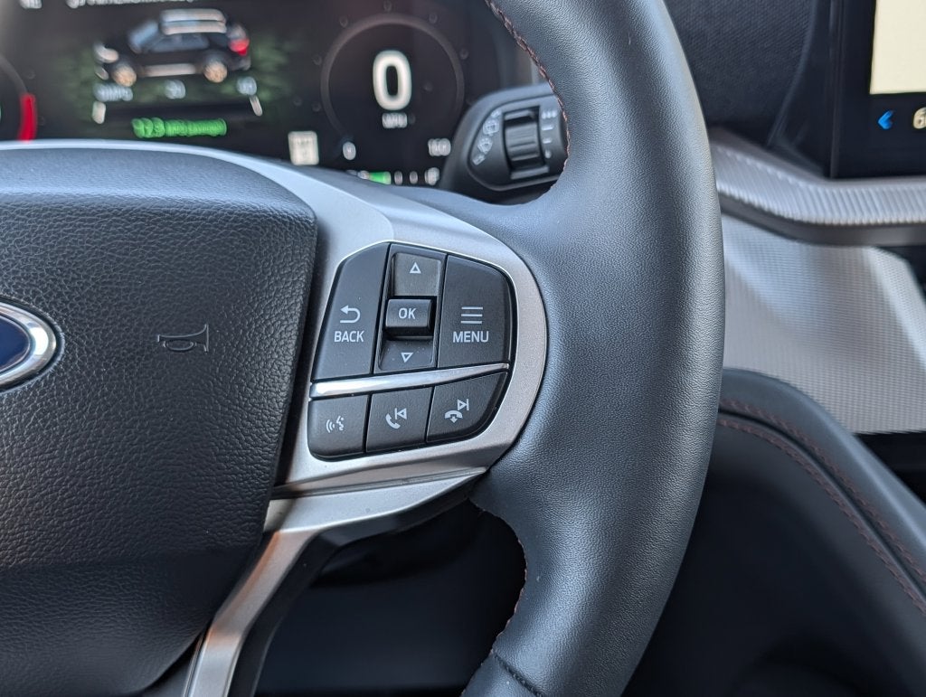 2025 Ford Explorer Active - Photo 25
