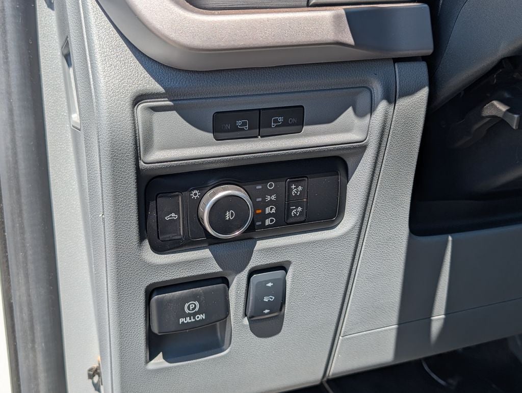 2023 Ford F-150 XL - Photo 18