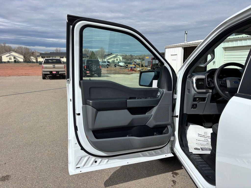 2023 Ford F-150 XLT - Photo 12