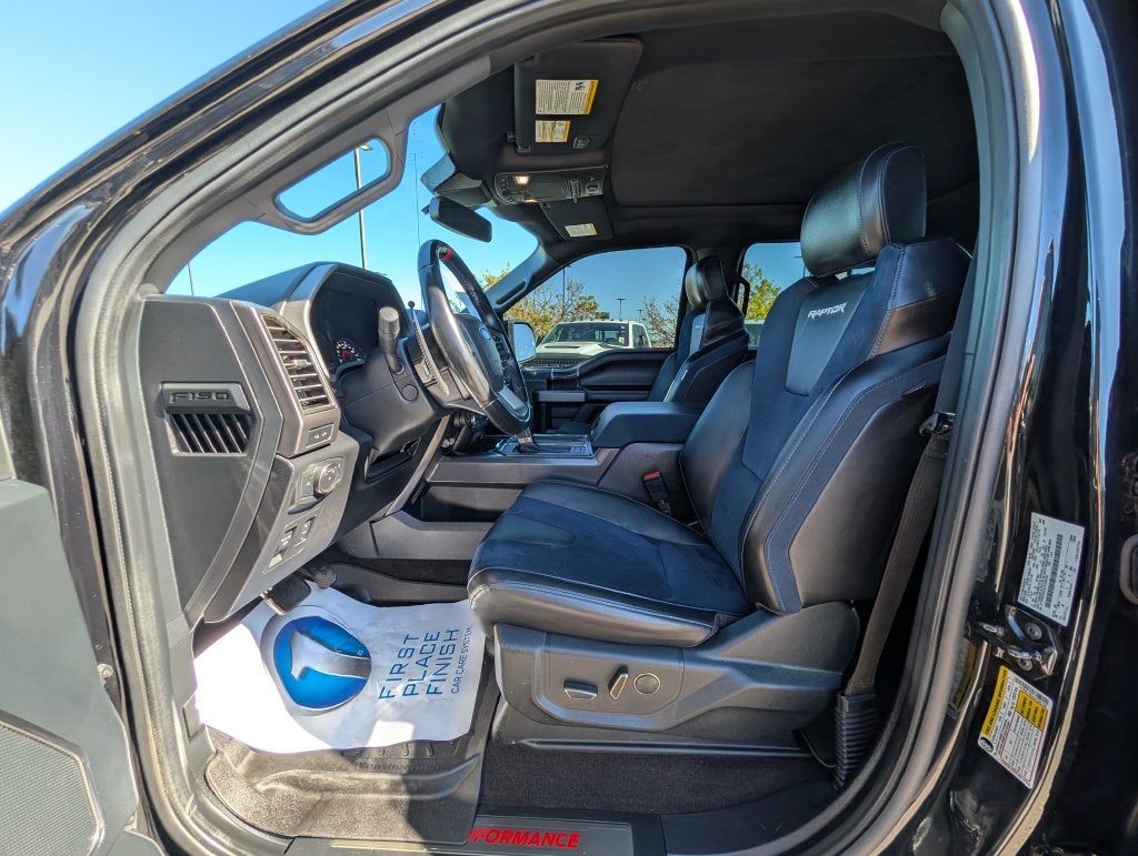 2020 Ford F-150 Raptor - Photo 18