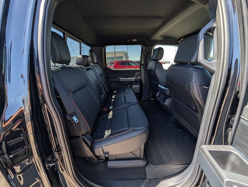 2025 Ford F-150 Lariat 157"
