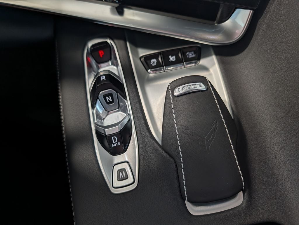 2025 Chevrolet Corvette Stingray 2LT