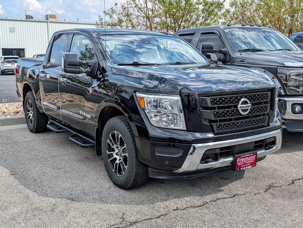 2021 Nissan Titan SV