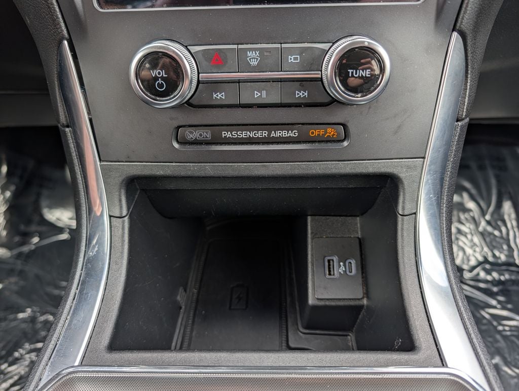 2024 Ford Edge Titanium - Photo 29