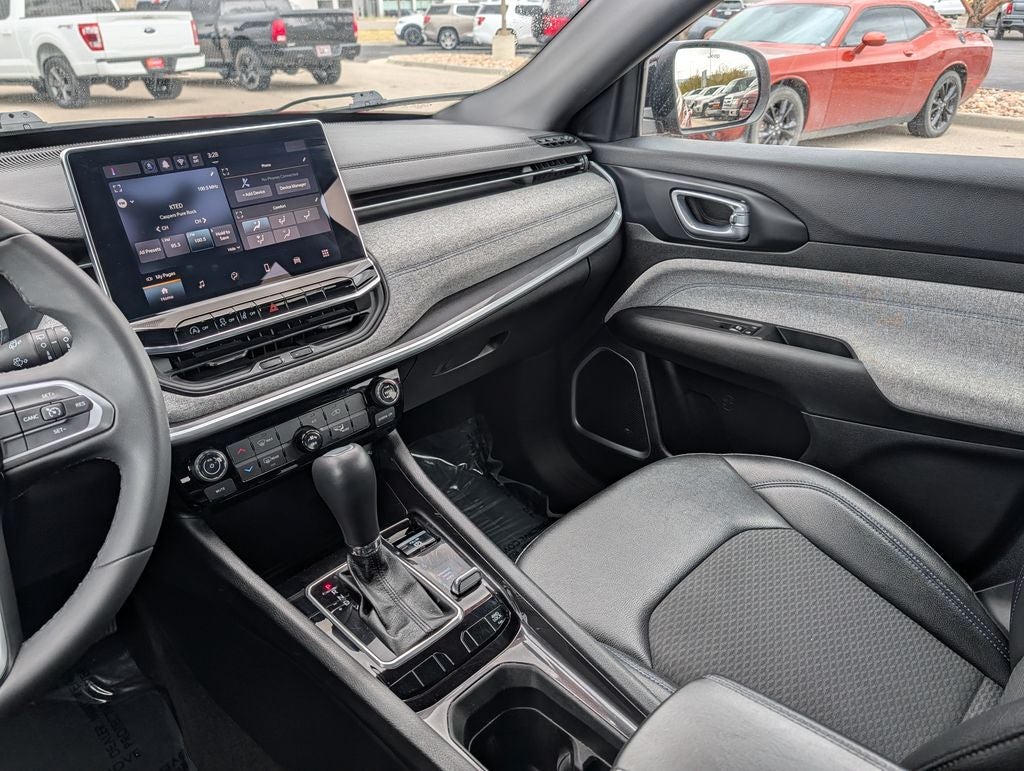 2024 Jeep Compass Latitude - Photo 25