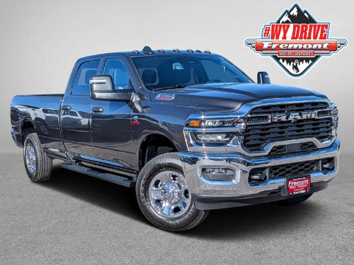 2027 RAM 3500 RAM 3500 TRADESMAN CREW CAB 4X4 8' BOX