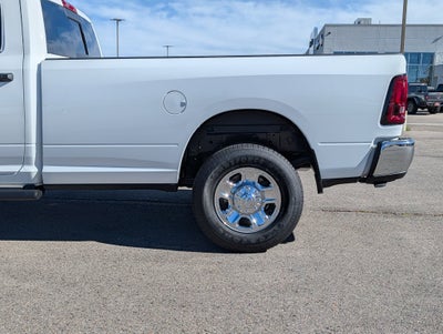2027 RAM 3500 3500 TRADESMAN CREW CAB 4X4 8' BOX