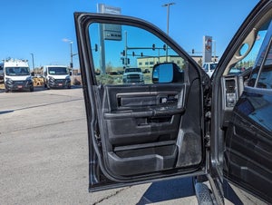 2018 RAM 3500 Laramie Crew Cab 4x4 8&#39; Box
