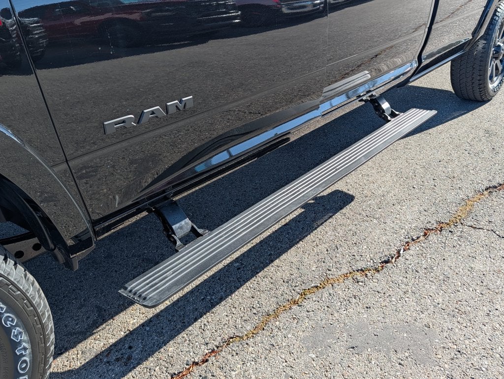 2027 RAM 3500 RAM 3500 LARAMIE CREW CAB 4X4 8' BOX