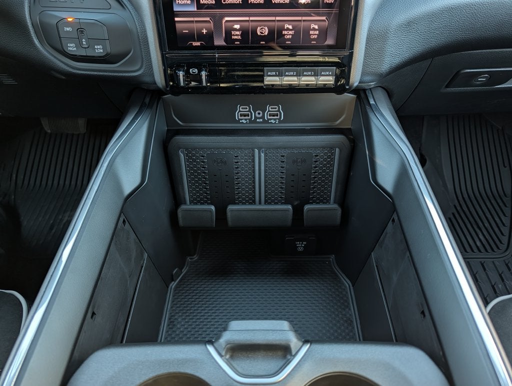 2027 RAM 3500 RAM 3500 LARAMIE CREW CAB 4X4 8' BOX
