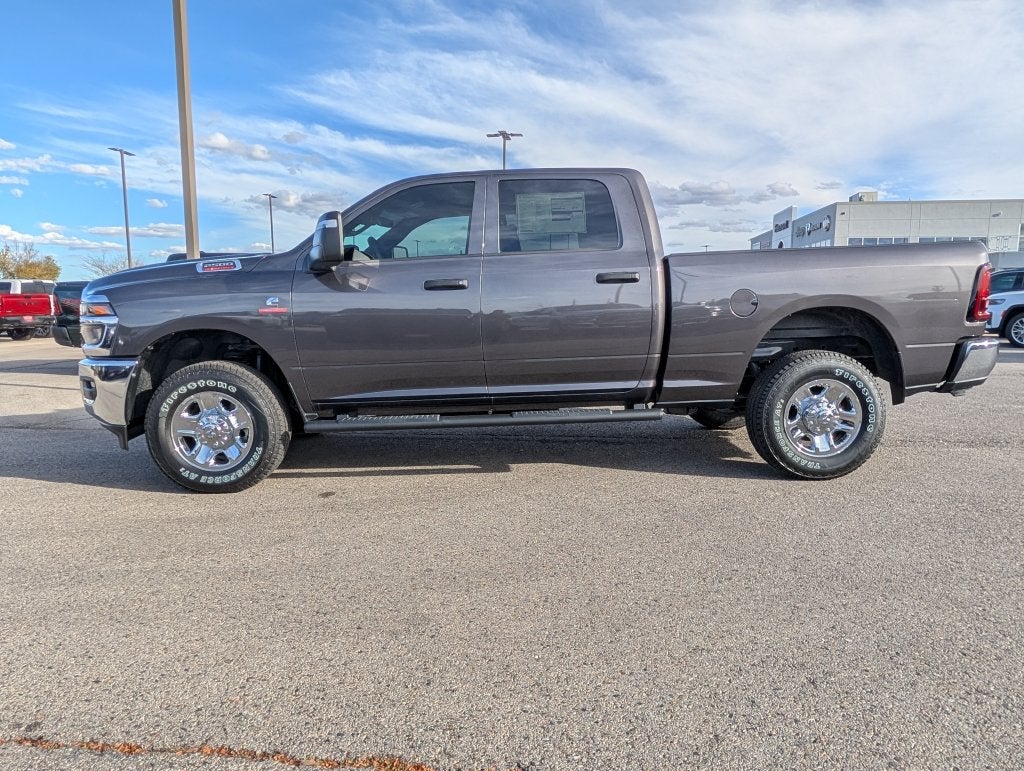 2027 RAM 2500 2500 TRADESMAN CREW CAB 4X4 6'4' BOX