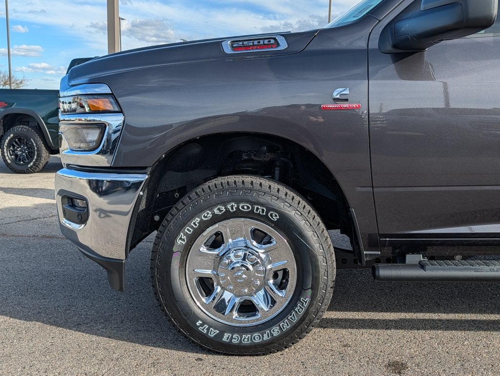 2027 RAM 2500 2500 TRADESMAN CREW CAB 4X4 6'4' BOX