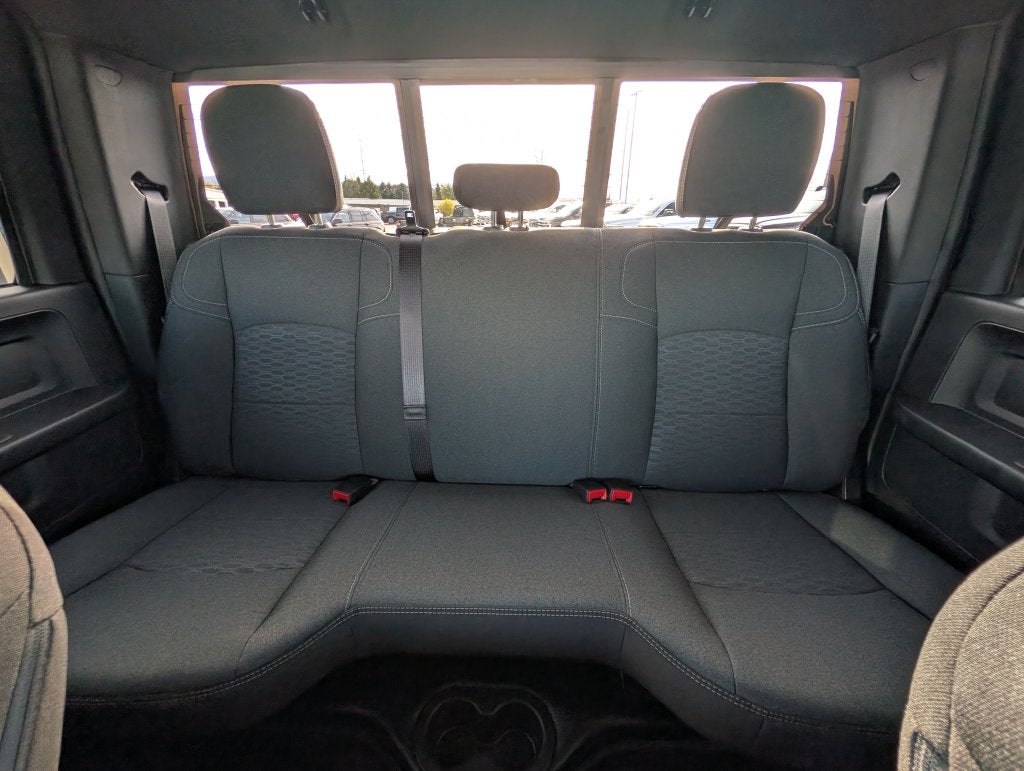2027 RAM 2500 2500 TRADESMAN CREW CAB 4X4 6'4' BOX