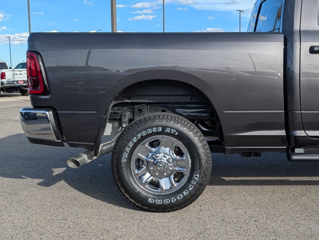 2027 RAM 2500 2500 TRADESMAN CREW CAB 4X4 6'4' BOX