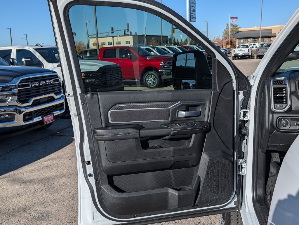 2027 RAM 2500 RAM 2500 BIG HORN CREW CAB 4X4 8' BOX