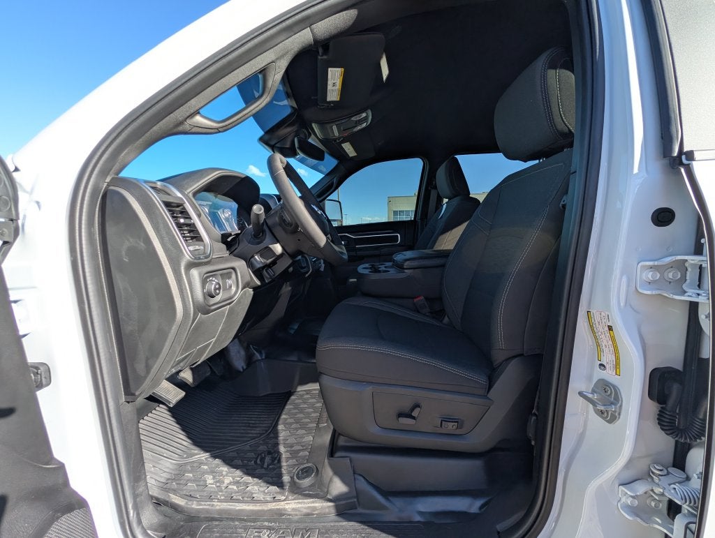 2027 RAM 2500 RAM 2500 BIG HORN CREW CAB 4X4 8' BOX