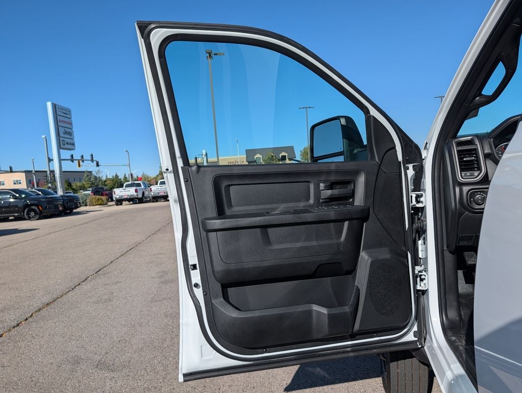 2027 RAM 5500 Tradesman