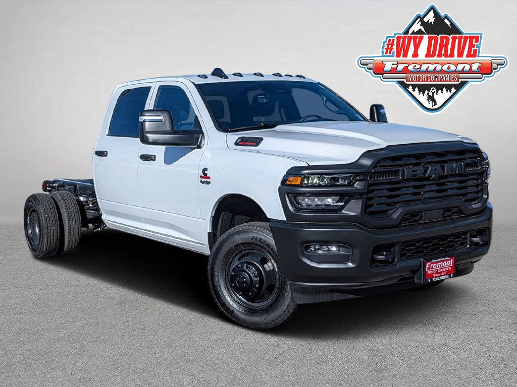 2027 RAM 3500 RAM 3500 TRADESMAN CREW CAB CHASSIS 4X4 60' CA