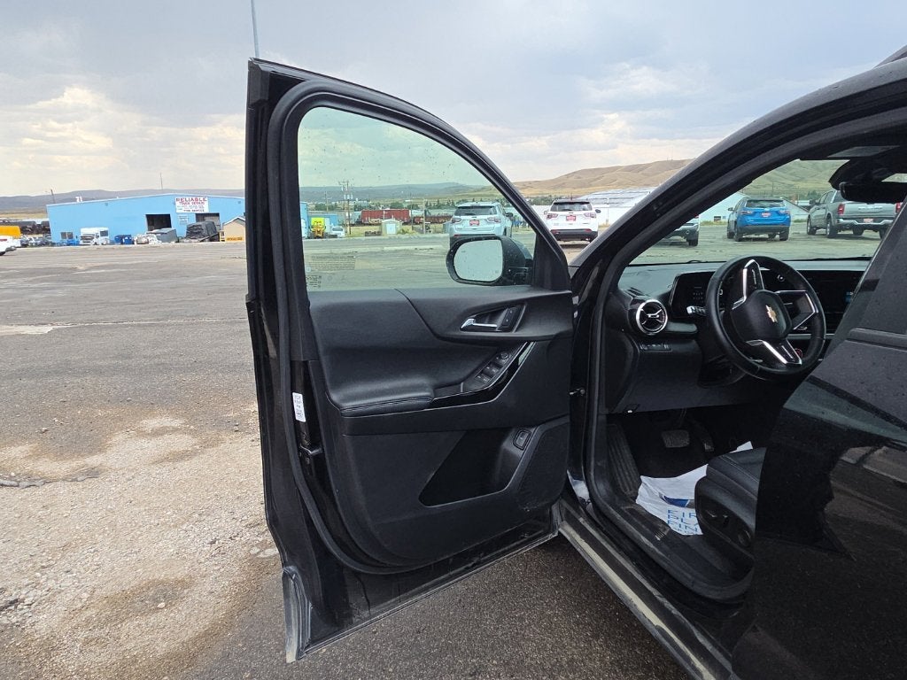 2025 Chevrolet Equinox LT - Photo 16