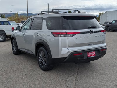 2025 Nissan Pathfinder SV 4WD