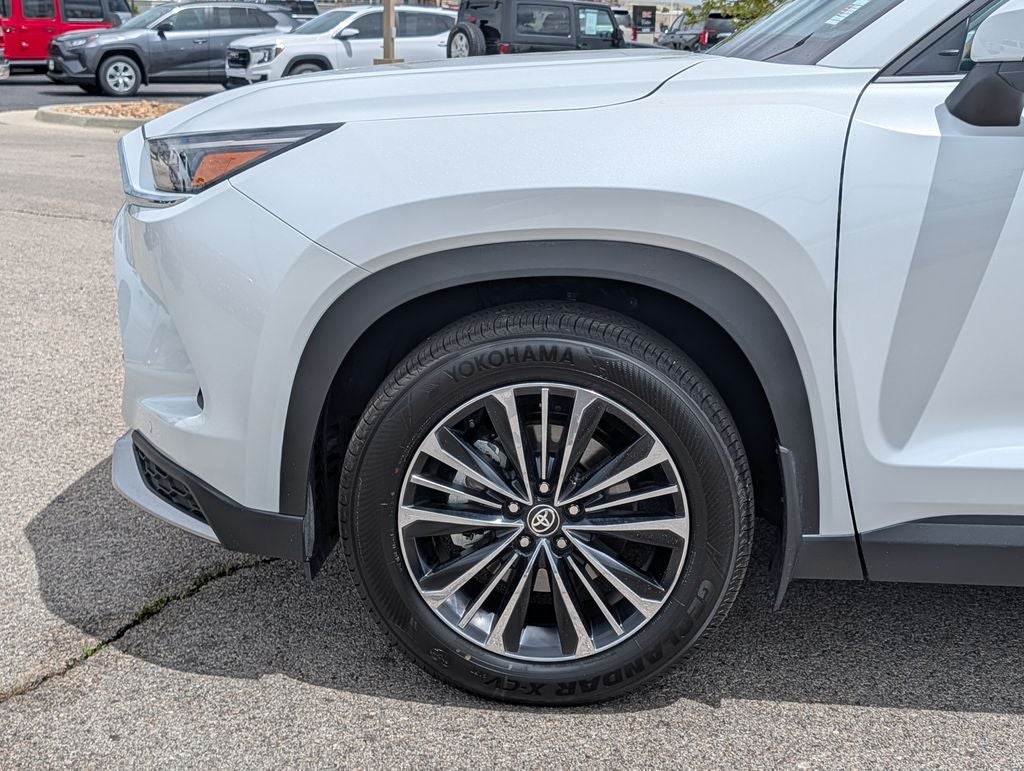 2026 Toyota Grand Highlander Platinum - Photo 17