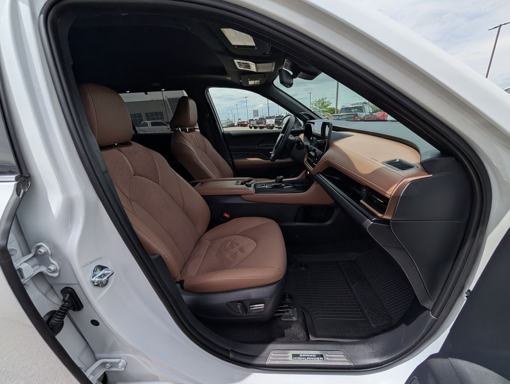 2026 Toyota Grand Highlander Platinum - Photo 53