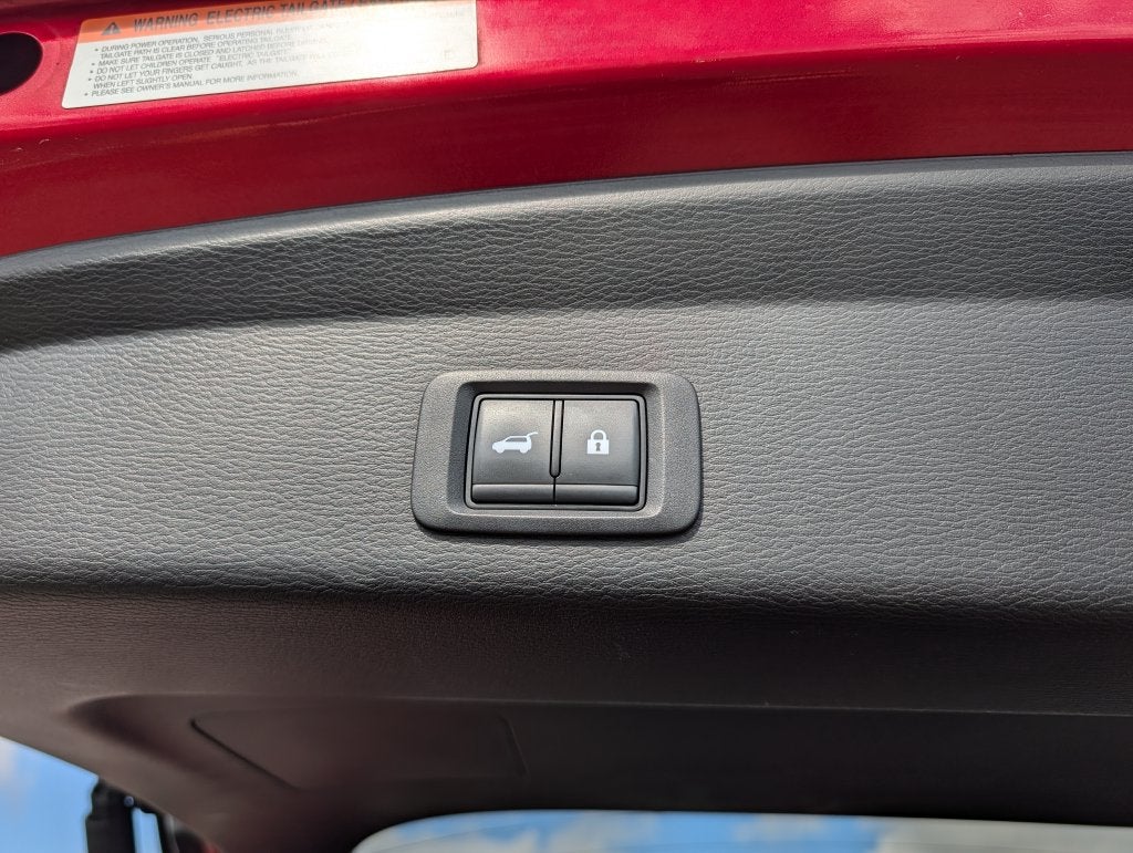 2025 Mitsubishi Outlander SE - Photo 13