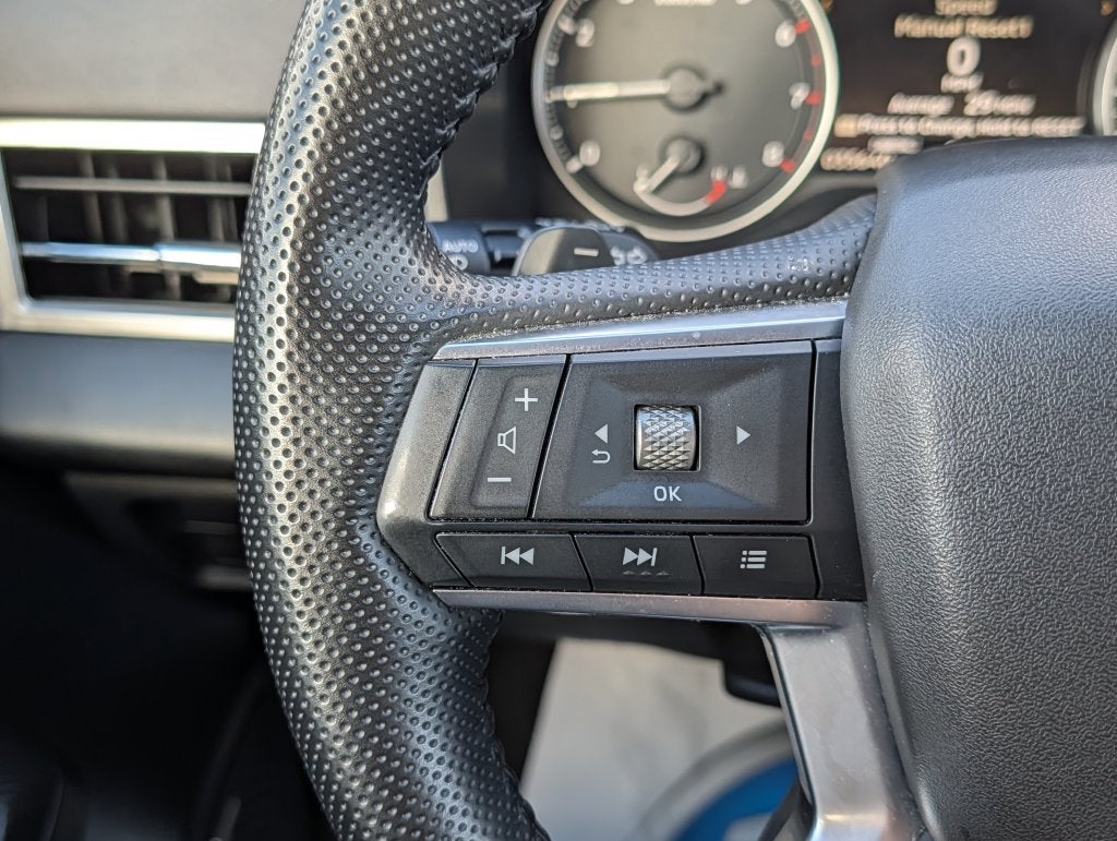 2025 Mitsubishi Outlander SE - Photo 23