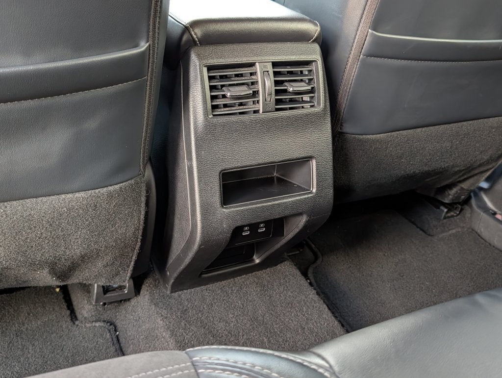 2025 Mitsubishi Outlander SE - Photo 39